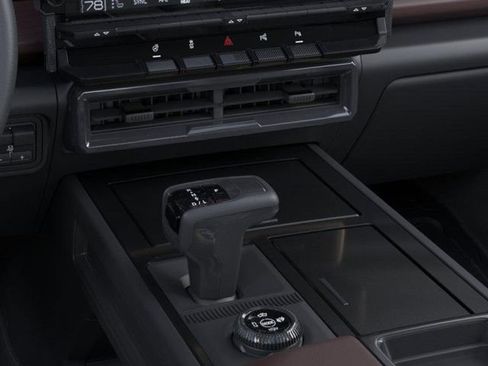 New 2026 GMC Hummer EV 4x4 Crew Cab image 23