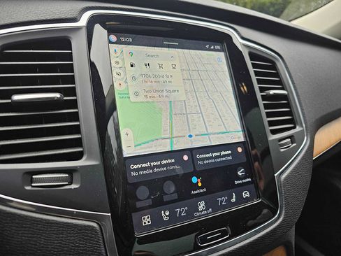 Used 2023 Volvo XC90 B6 Core w/ Protection Package Premier image 30