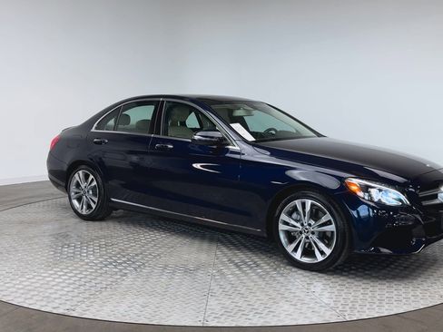 Used 2017 Mercedes-Benz C 300 Sedan image 2