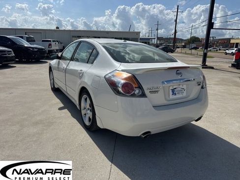 Used 2007 Nissan Altima 3.5 SE w/ Technology Pkg image 5