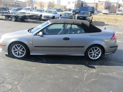 Used 2004 Saab 9-3 Aero FWD image 16