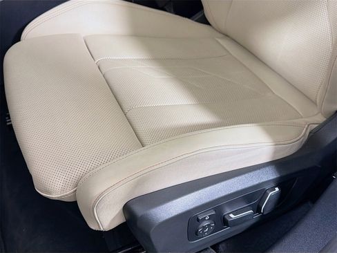 Used 2025 BMW X3 M50 image 21