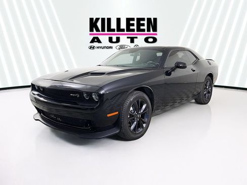 Used 2023 Dodge Challenger SXT w/ Blacktop Package AWD/4WD image 3