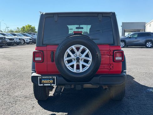 Used 2023 Jeep Wrangler Unlimited Sport AWD/4WD image 7