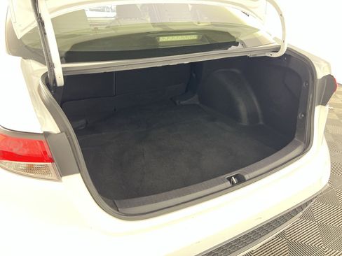 Used 2022 Toyota Corolla SE FWD image 21