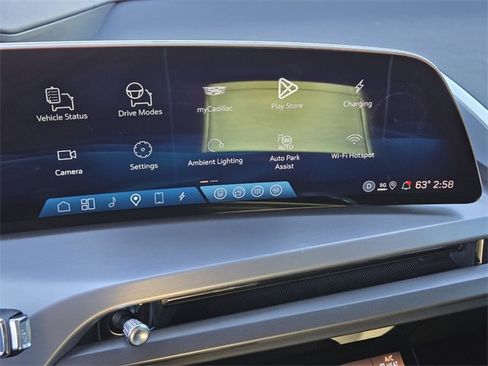 New 2026 Cadillac Vistiq Platinum image 25