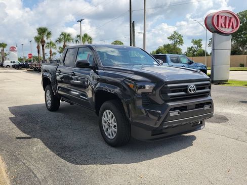 New 2026 Toyota Tacoma SR5 RWD image 3
