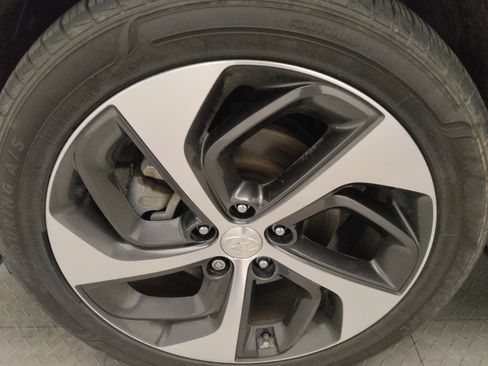 Used 2016 Hyundai Tucson Sport image 31