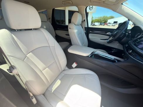 Used 2024 Buick Enclave Essence w/ Technology Package FWD image 27