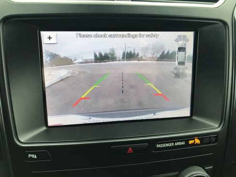 Used 2019 Ford Explorer XLT w/ Equipment Group 202A image 23