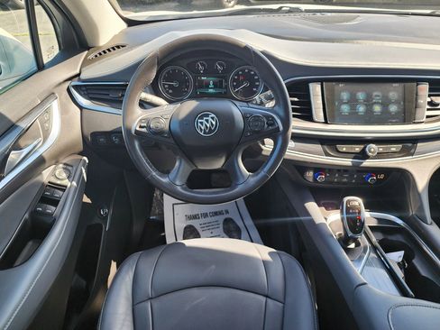 Used 2018 Buick Enclave Essence w/ Trailering Package AWD/4WD image 10