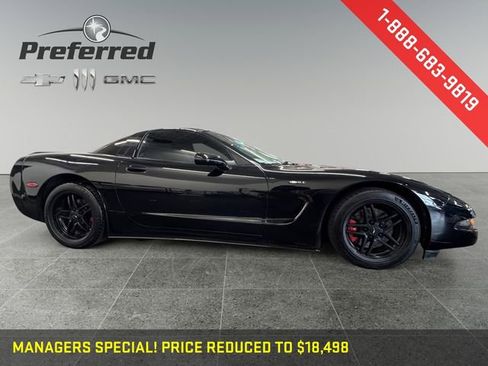 Used 2004 Chevrolet Corvette Coupe w/ Preferred Equipment Group image 9