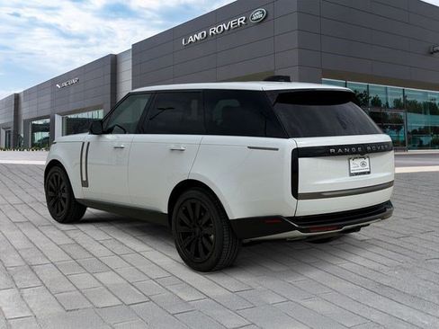 New 2026 Land Rover Range Rover SE AWD/4WD image 3