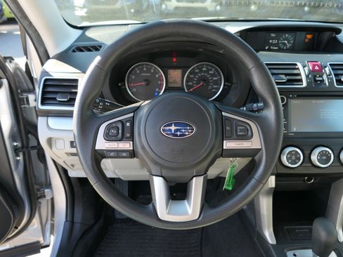 Used 2018 Subaru Forester 2.5i w/ Alloy Wheel Package image 16