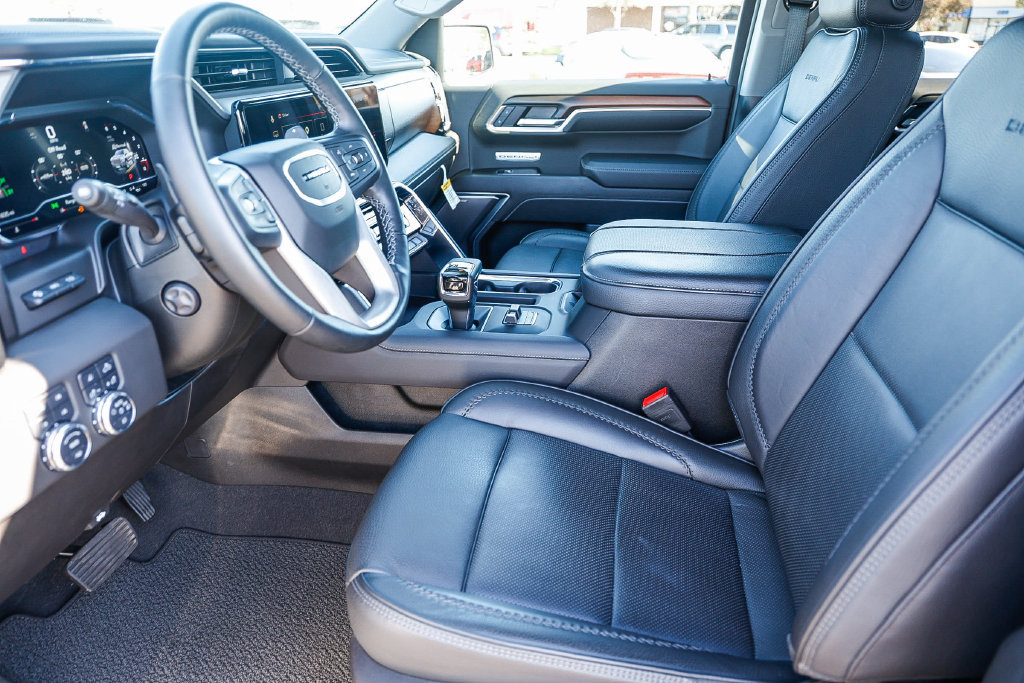 Certified 2025 GMC Sierra 1500 Denali w/ Denali Reserve Package AWD/4WD image 41