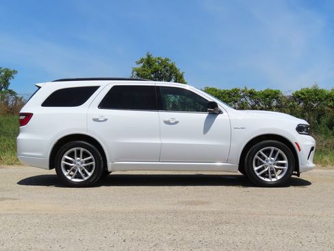 Used 2025 Dodge Durango R/T AWD/4WD image 2