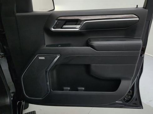 Used 2024 Chevrolet Silverado 1500 LTZ w/ LTZ Premium Package image 24