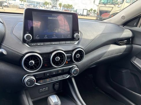 Used 2022 Nissan Sentra SV FWD image 12