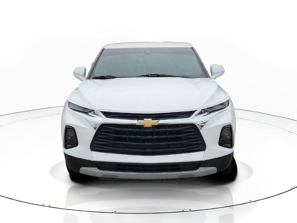 Used 2021 Chevrolet Blazer LT FWD image 2