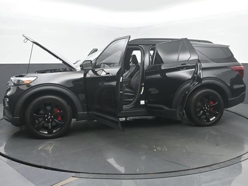 Used 2023 Ford Explorer ST w/ Equipment Group 401A AWD/4WD image 57