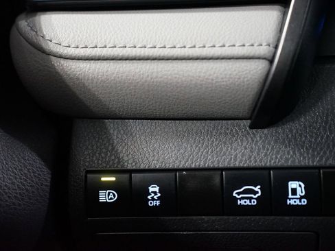 Used 2023 Toyota Camry LE image 22