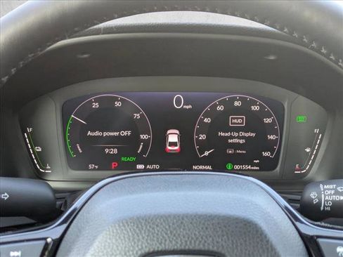 Used 2025 Honda Accord Touring image 11