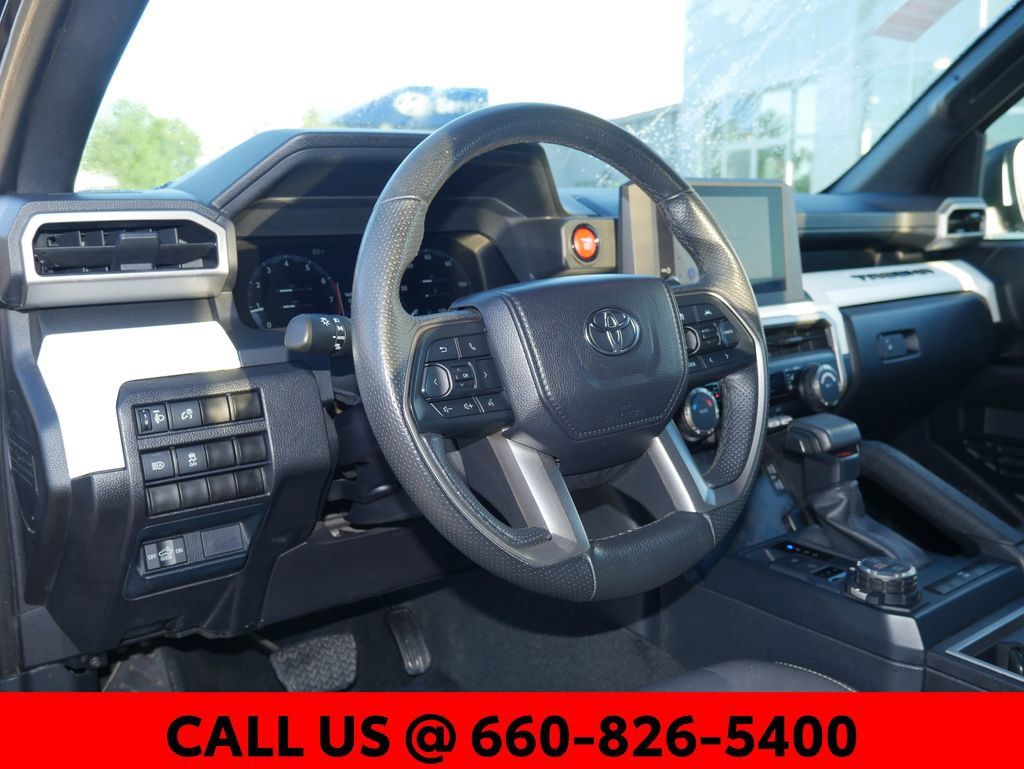 Used 2024 Toyota Tacoma TRD Off-Road AWD/4WD image 35