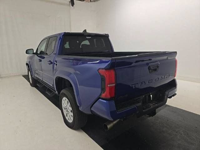 Certified 2025 Toyota Tacoma SR5 AWD/4WD image 51