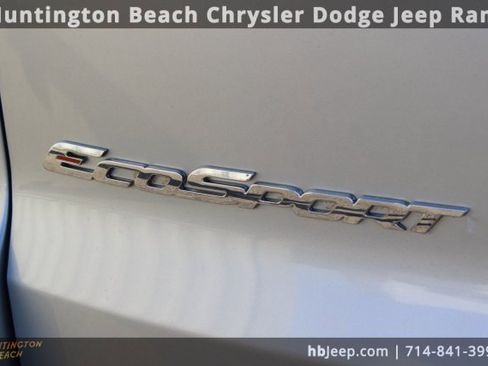 Used 2020 Ford EcoSport Titanium image 8