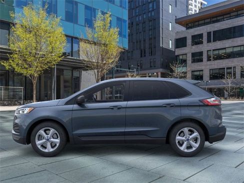 New 2024 Ford Edge SE image 3