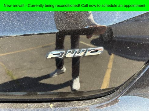 Used 2024 Ford Edge SEL image 4