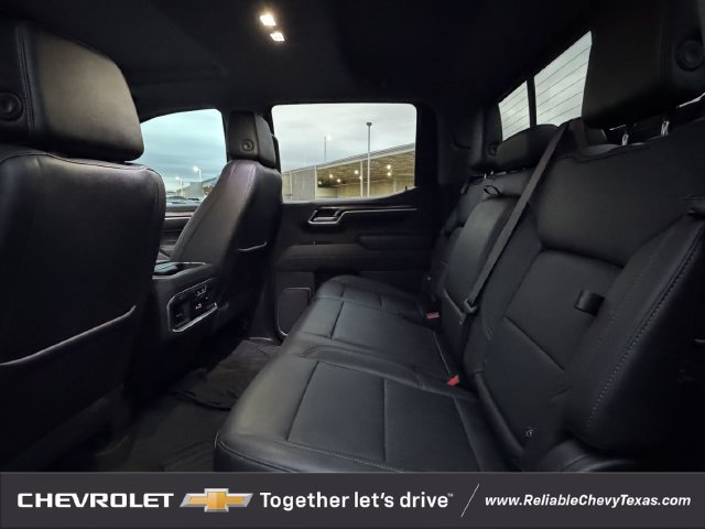 Used 2022 Chevrolet Silverado 1500 LTZ AWD/4WD image 34