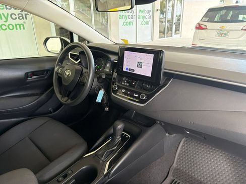 Used 2023 Toyota Corolla LE FWD image 22