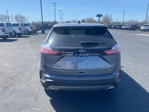 Used 2024 Ford Edge Titanium image 4