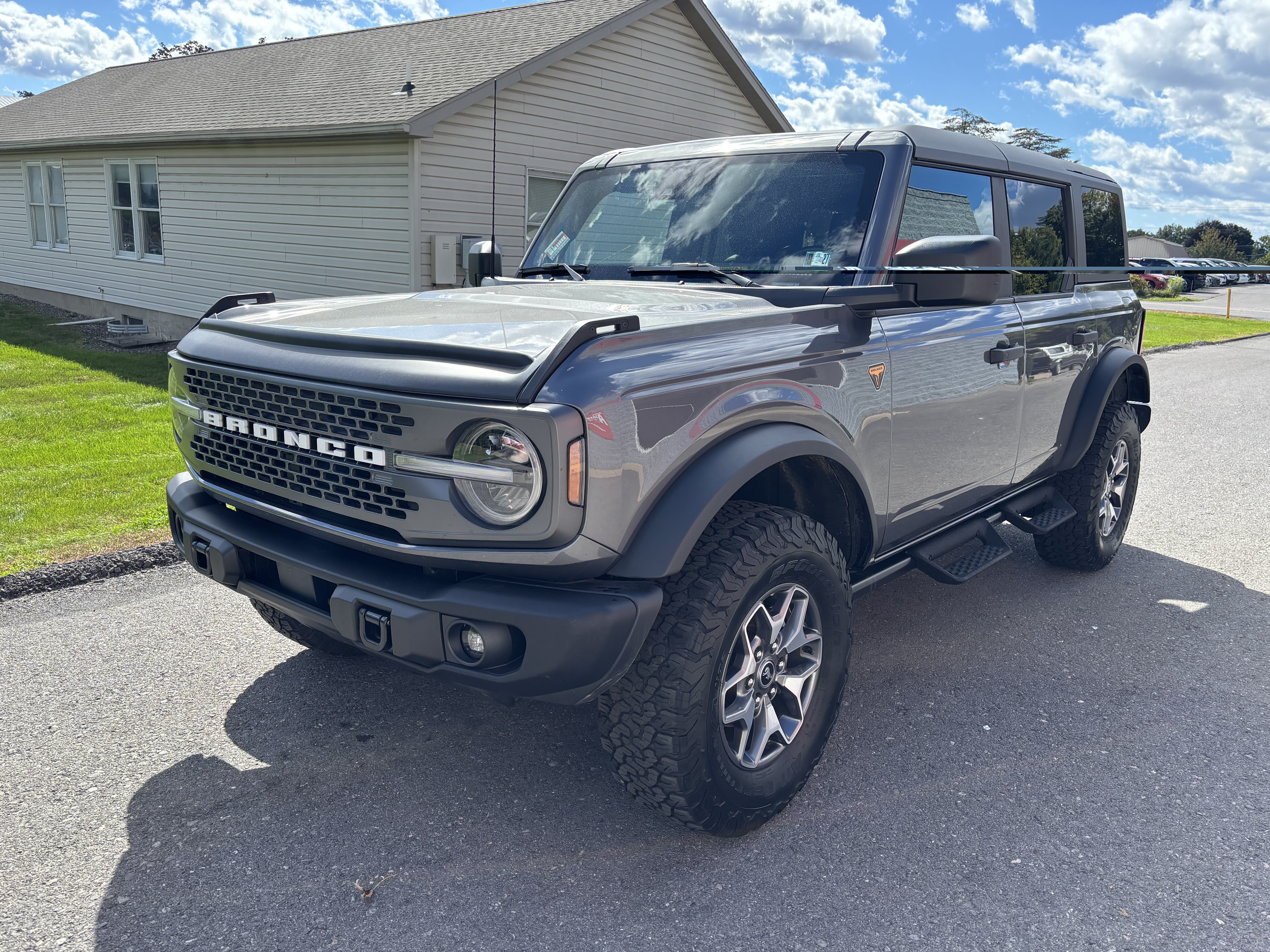 Used 2023 Ford Bronco Badlands AWD/4WD image 8
