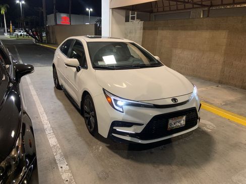 Used 2023 Toyota Corolla SE image 11