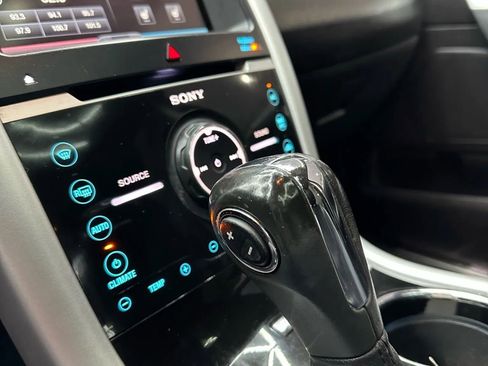 Used 2013 Ford Edge Limited image 12