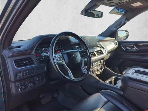 Used 2021 Chevrolet Tahoe Z71 w/ Z71 Off-Road Package AWD/4WD image 11