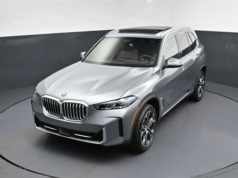New 2026 BMW X5 sDrive40i image 31