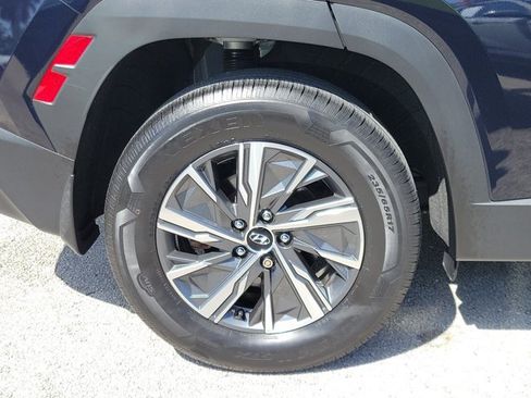 Used 2024 Hyundai Tucson Blue AWD/4WD image 5