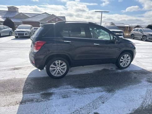 Used 2018 Chevrolet Trax Premier image 12