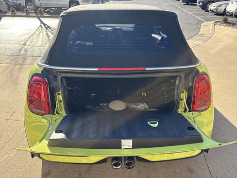 Used 2023 MINI Cooper S image 31