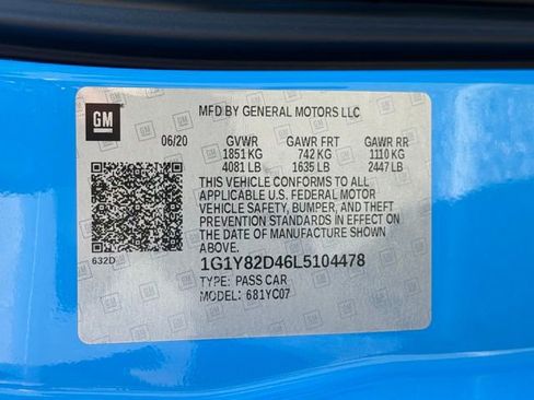 Used 2020 Chevrolet Corvette Stingray Premium Cpe w/ 3LT Preferred Equipment Group RWD image 25