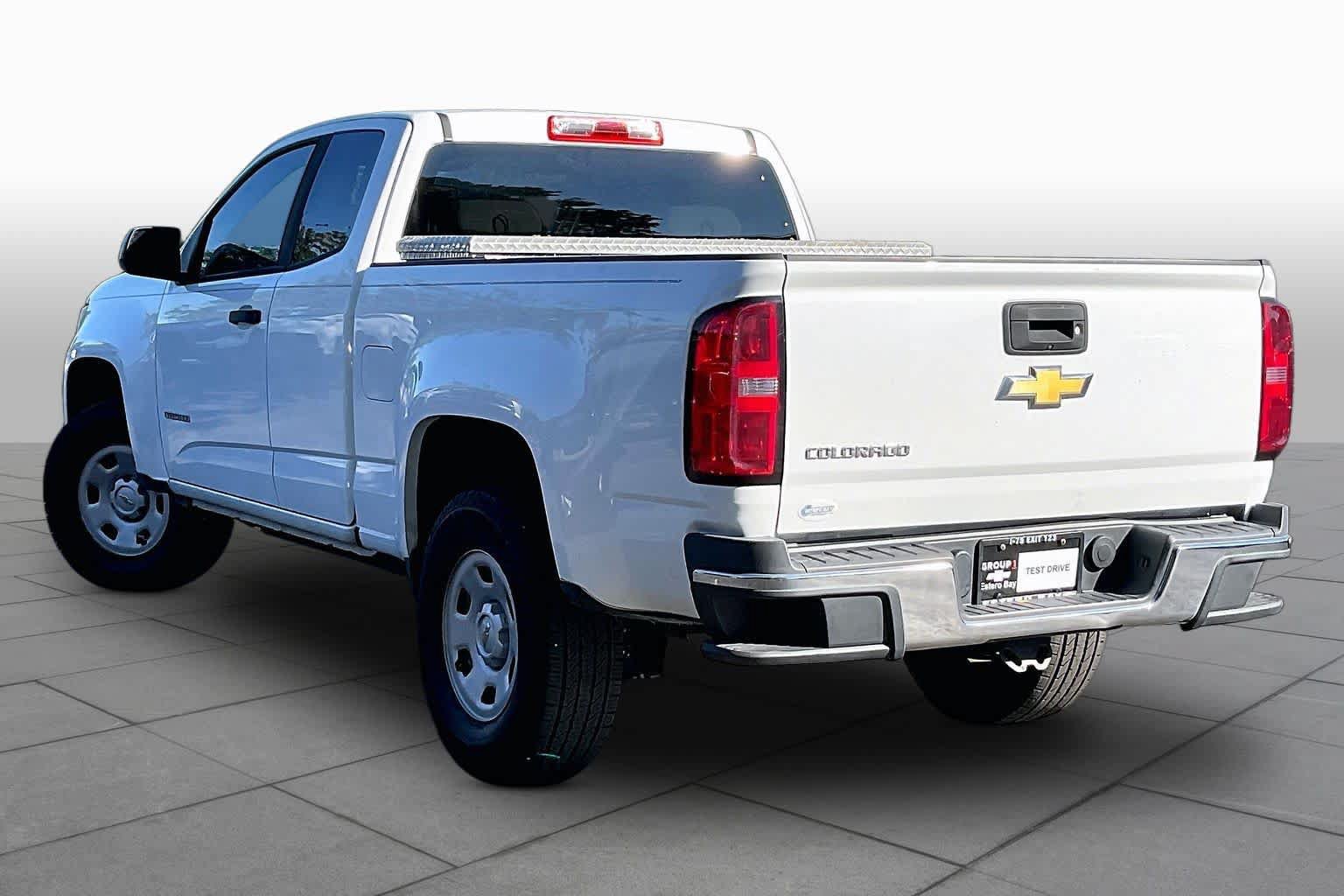 Used 2018 Chevrolet Colorado W/T w/ WT Convenience Package RWD image 12