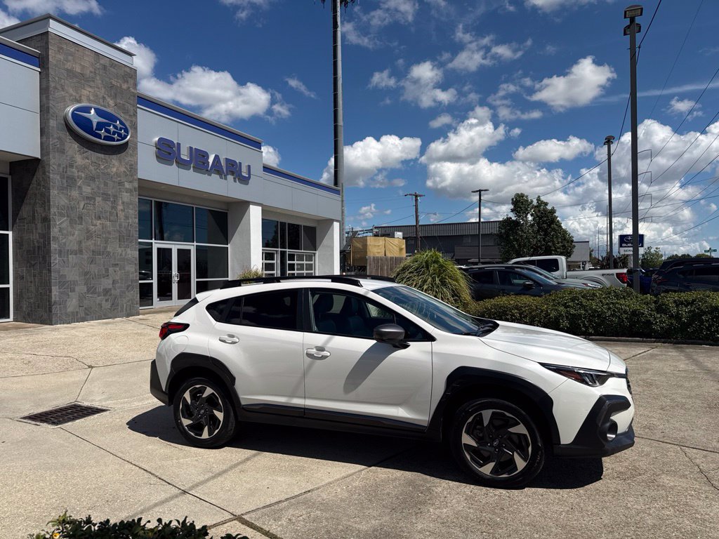 Used 2024 Subaru Crosstrek 2.5i Limited w/ Crosstrek Mirror Package AWD/4WD image 8