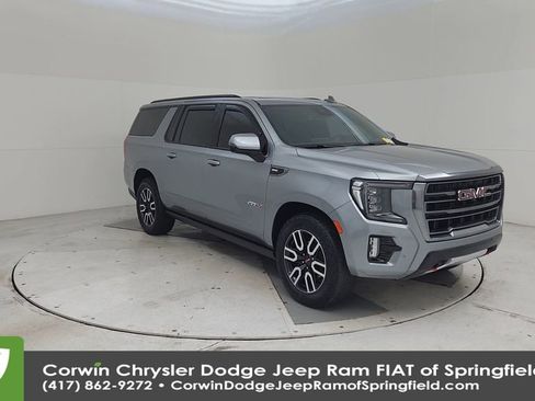 Used 2024 GMC Yukon XL AT4 w/ AT4 Premium Package image 3