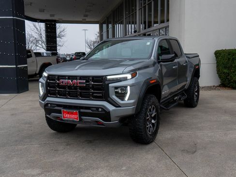 Used 2024 GMC Canyon AT4X image 3