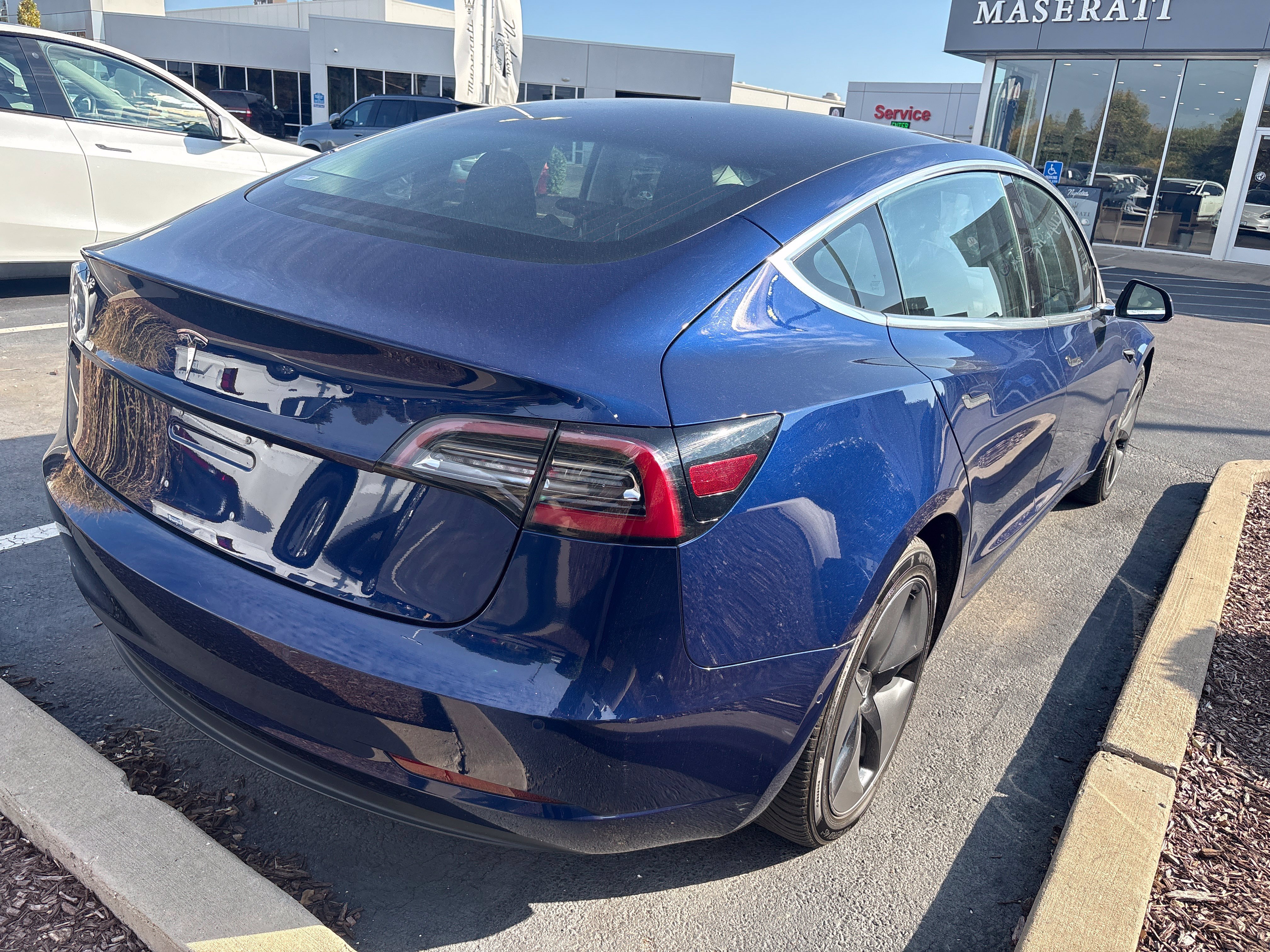 Used 2018 Tesla Model 3 Mid Range RWD image 12