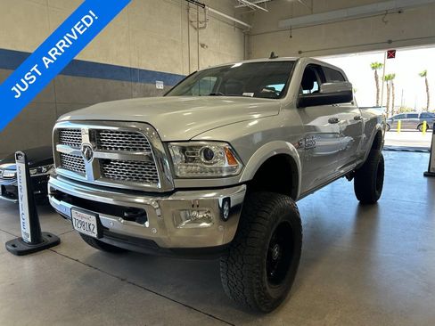 Used 2018 RAM 2500 Laramie AWD/4WD image 1