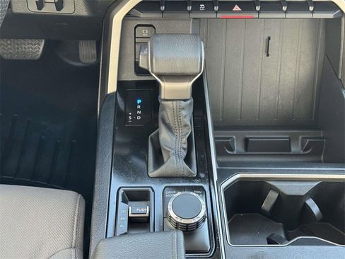 Used 2022 Toyota Tundra SR5 image 6